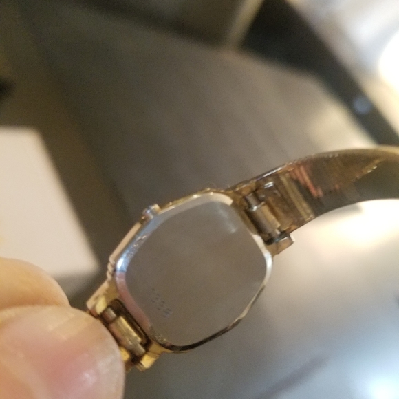 VINTAGE  ROTARY WATCH - Picture 2 of 5